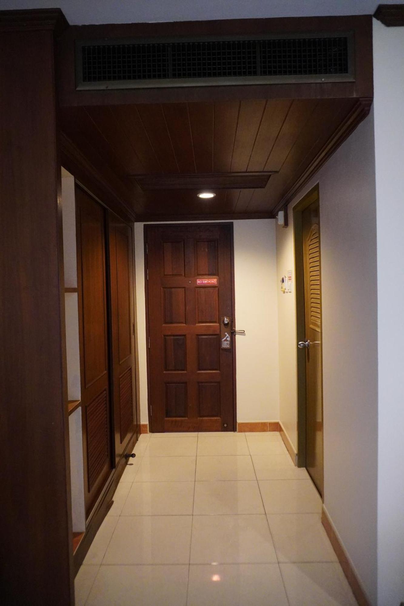 Hotel Centre Point Nanai Patong Exterior foto